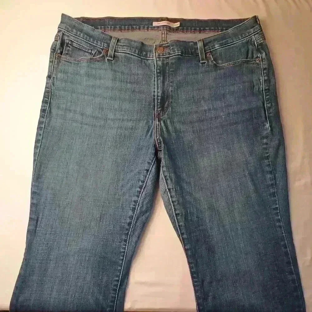 Levi's Brand Denim Jeans Size 20W 415 Classic Boot High Waist Medium Wash